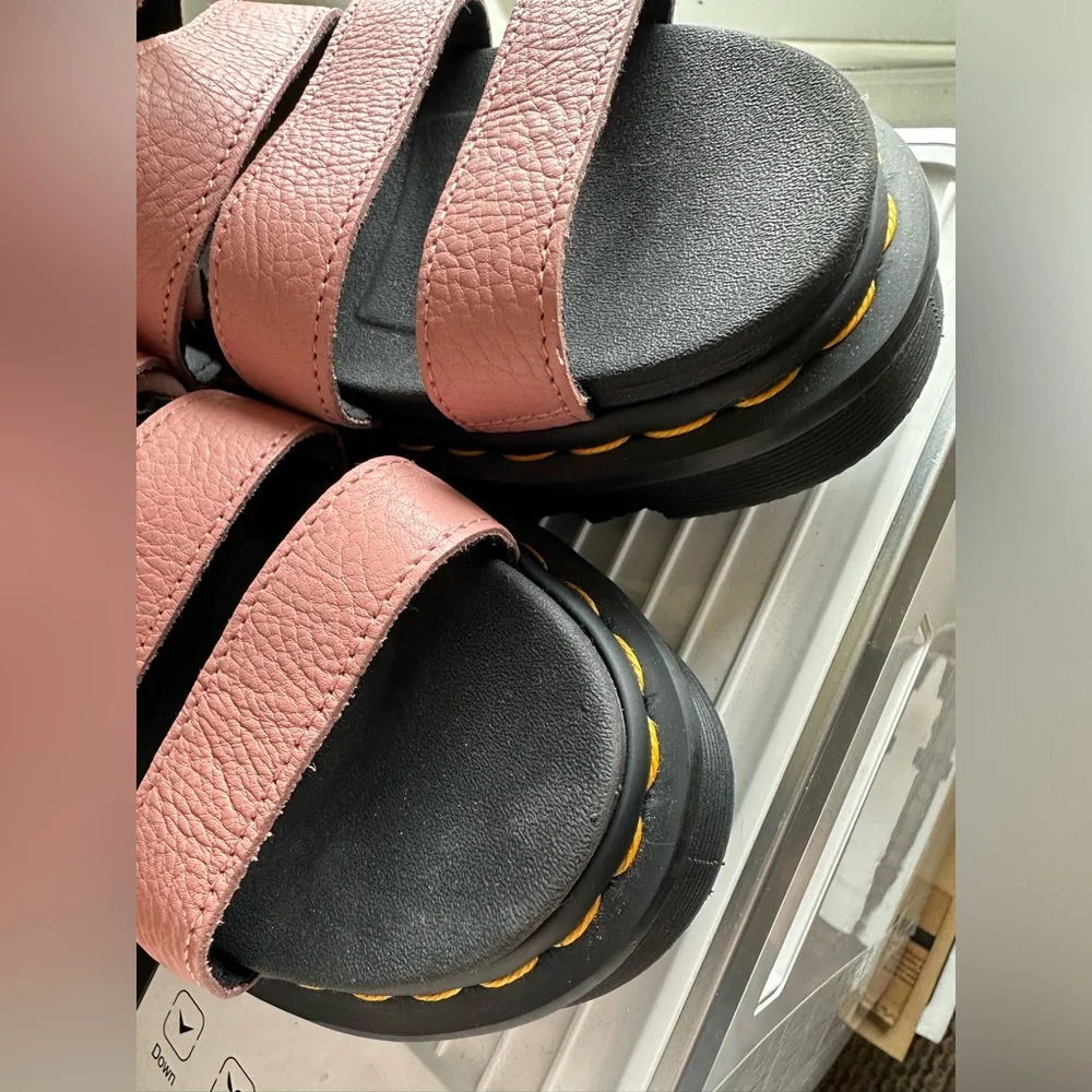 Dr.Marten’s SoftWair With Bouncing Soles Pink and Black Strappy Sandals - Picture 4 of 12